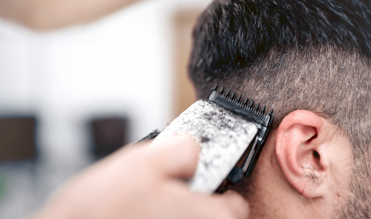 MEN'S HAIRCUTS